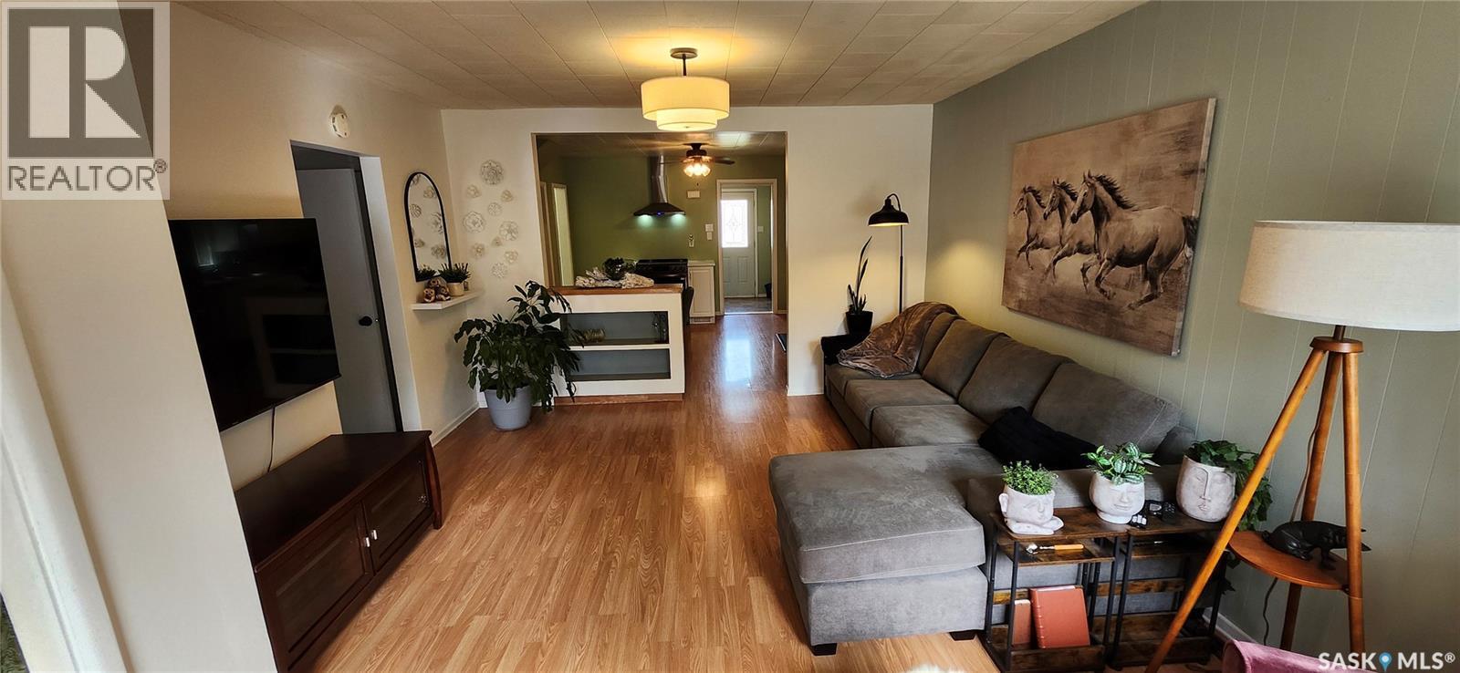 110 3Rd Street S, Wakaw, SK