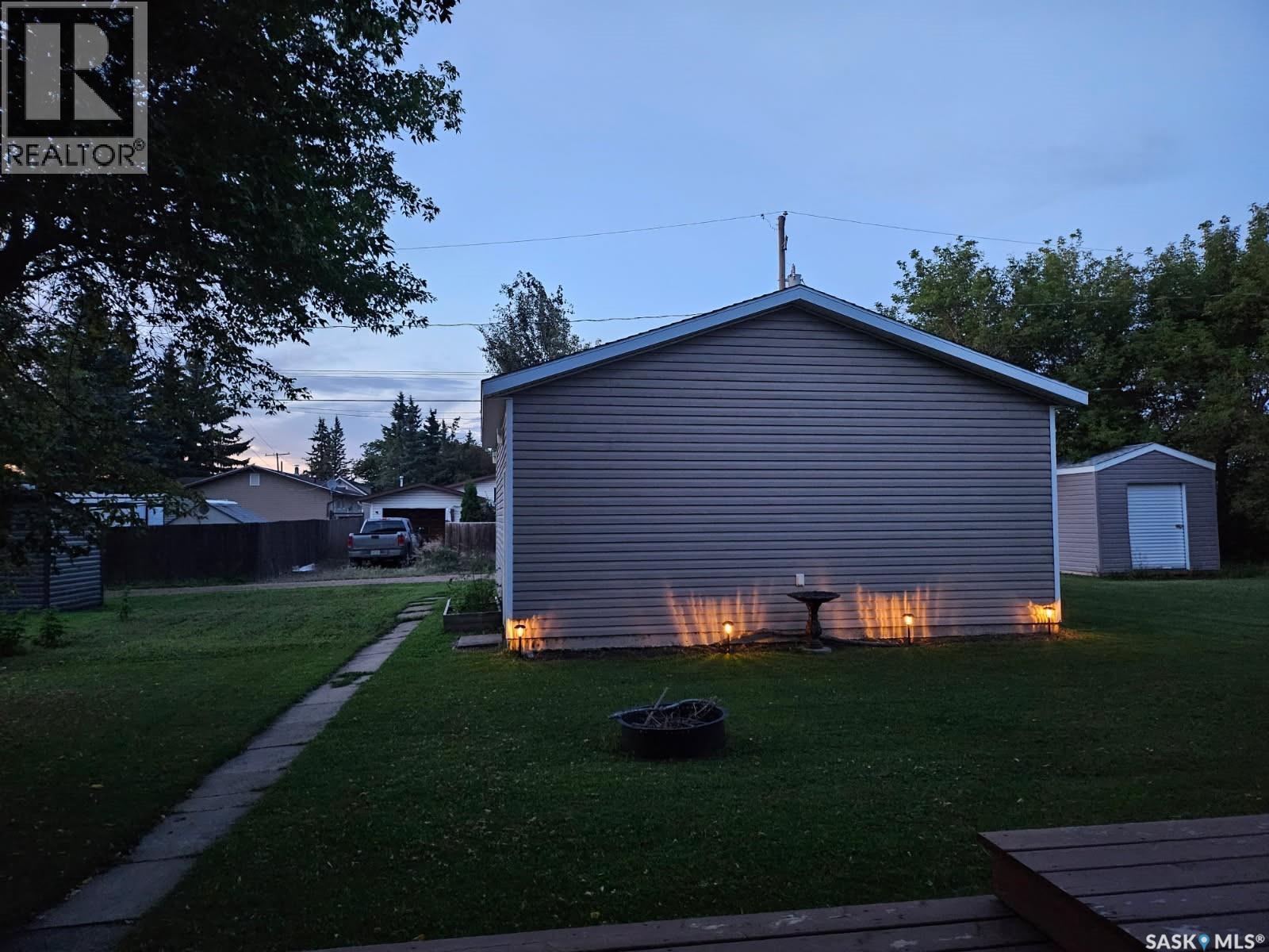 110 3Rd Street S, Wakaw, SK