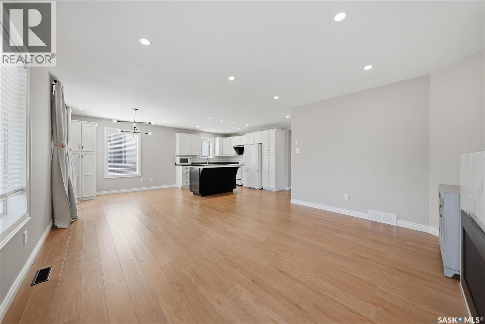 338 Stensrud Road, Saskatoon, SK