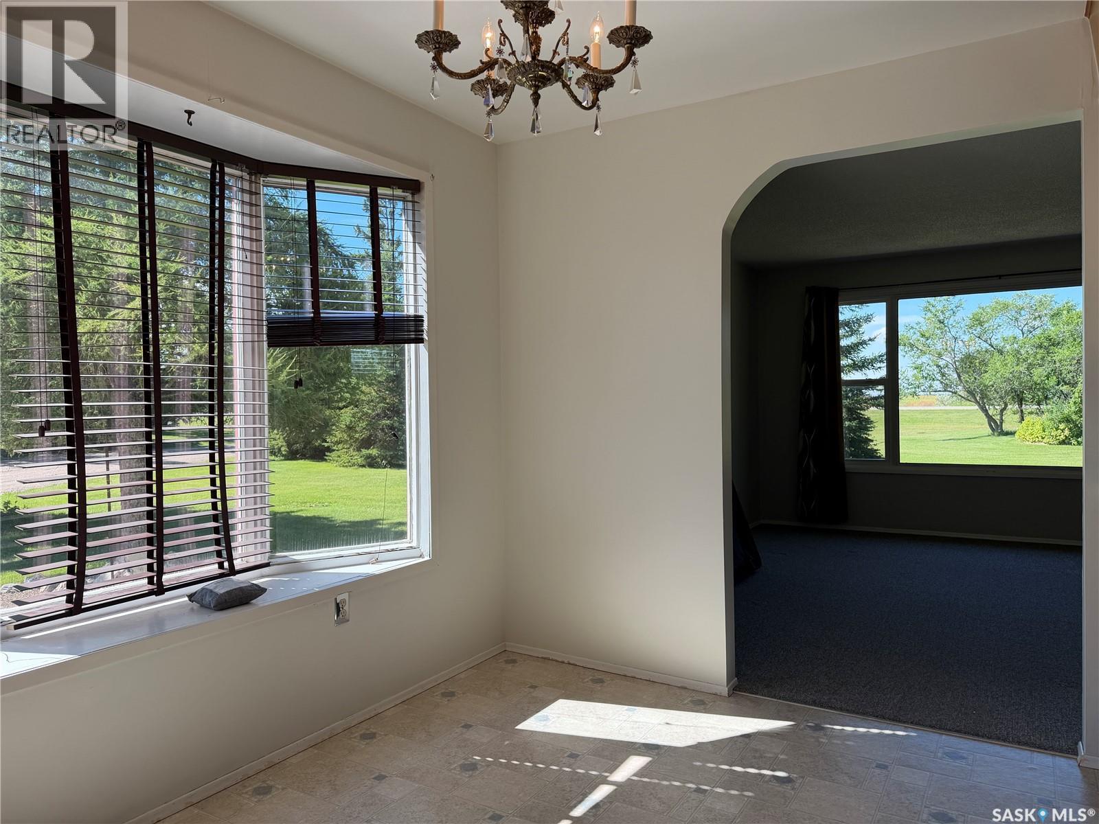 Helgason Acreage, Elfros Rm No. 307, SK