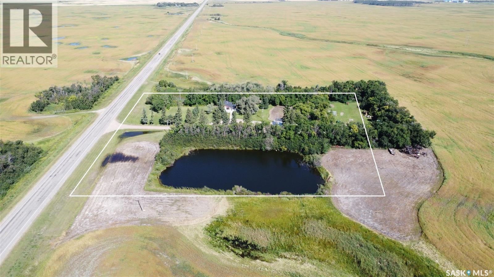 Helgason Acreage, Elfros Rm No. 307, SK
