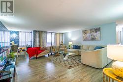 3001 - 3 MASSEY SQUARE Toronto, ON M4C 5L5