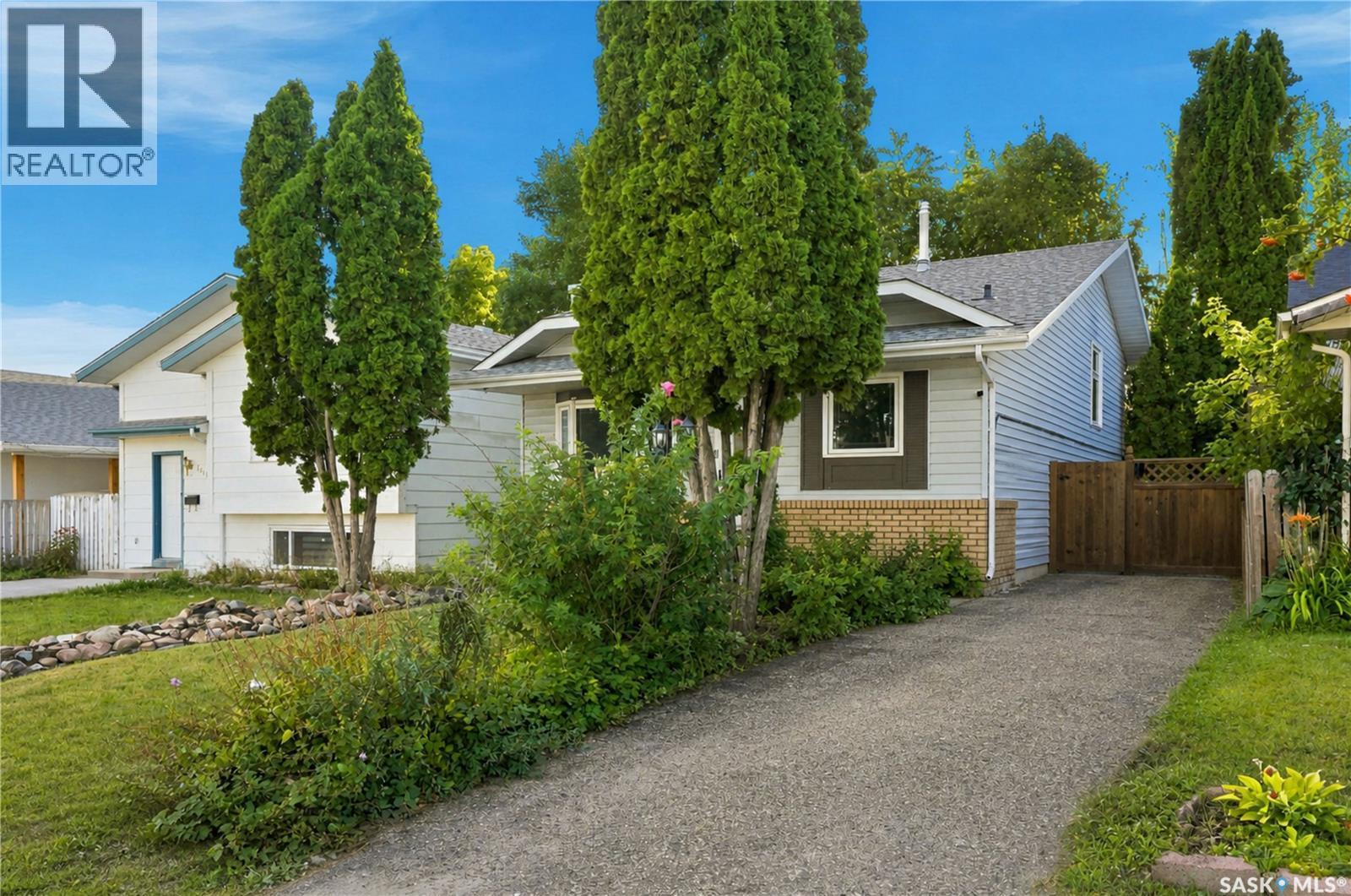1423 Junor Avenue, Saskatoon, SK