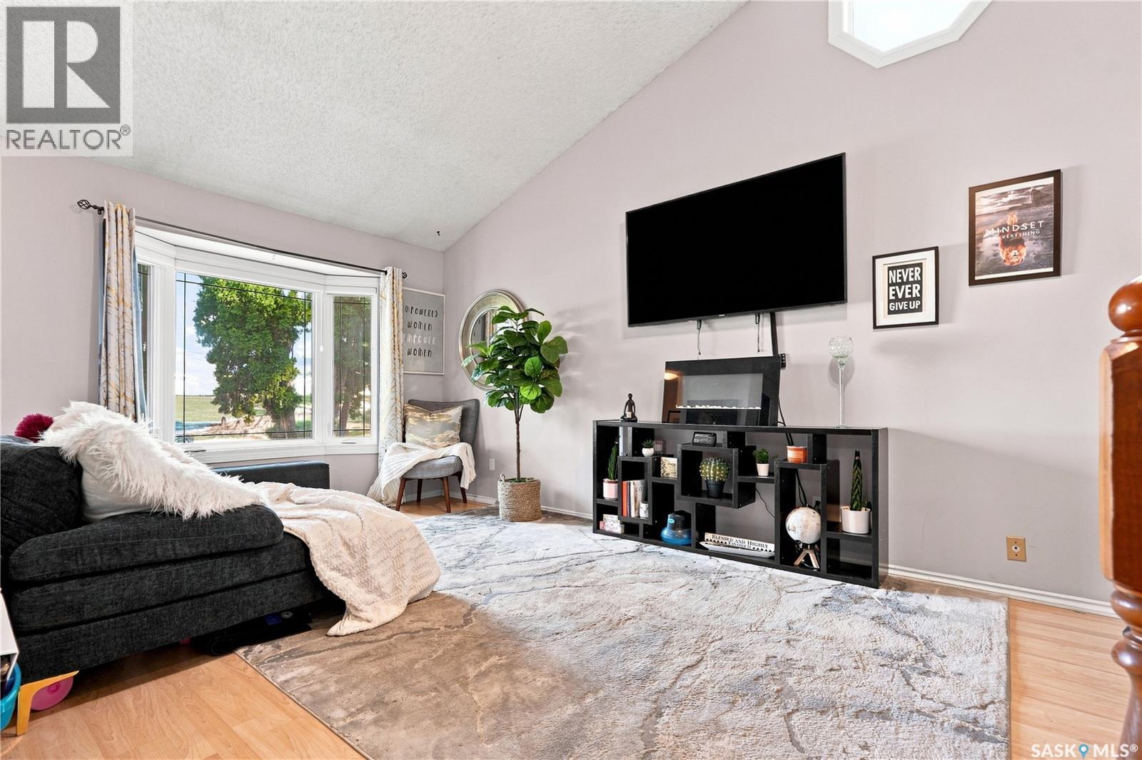 1423 Junor Avenue, Saskatoon, SK