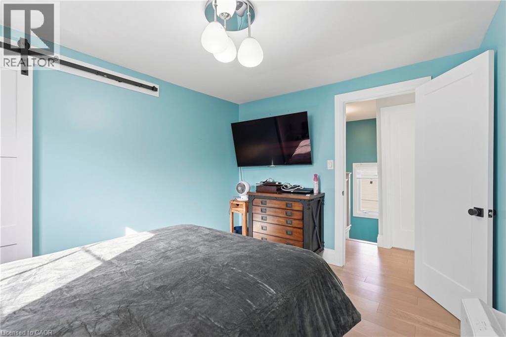 285 Beach Boulevard, Hamilton, ON