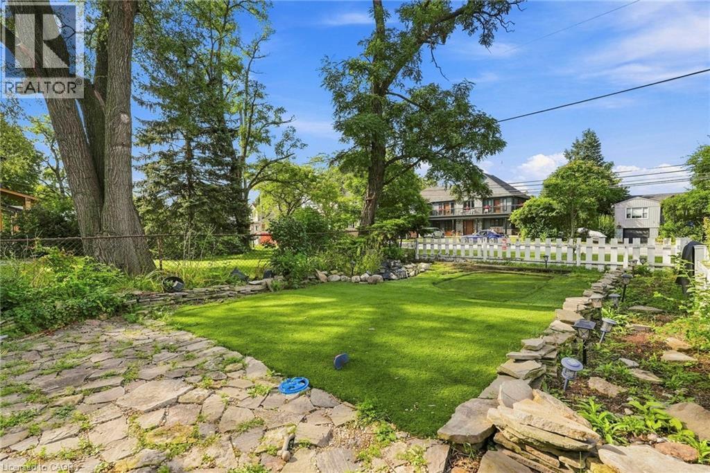 285 Beach Boulevard, Hamilton, ON