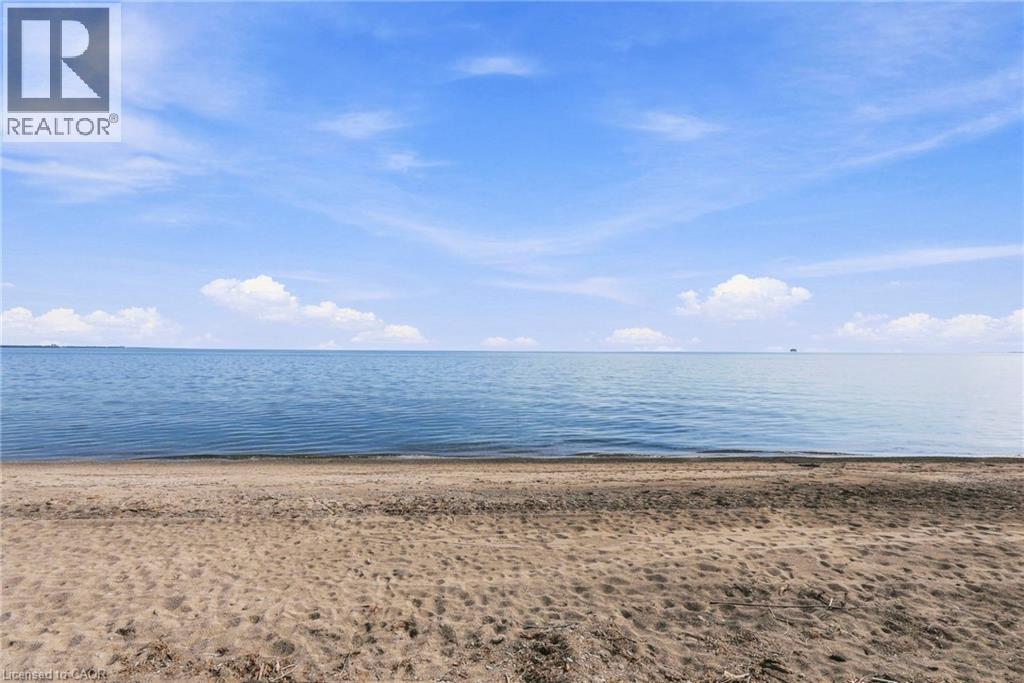 285 Beach Boulevard, Hamilton, ON