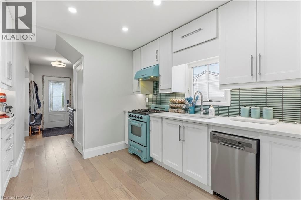 285 Beach Boulevard, Hamilton, ON