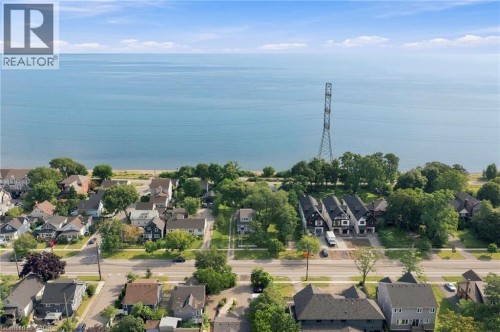 285 Beach Boulevard, Hamilton, ON 