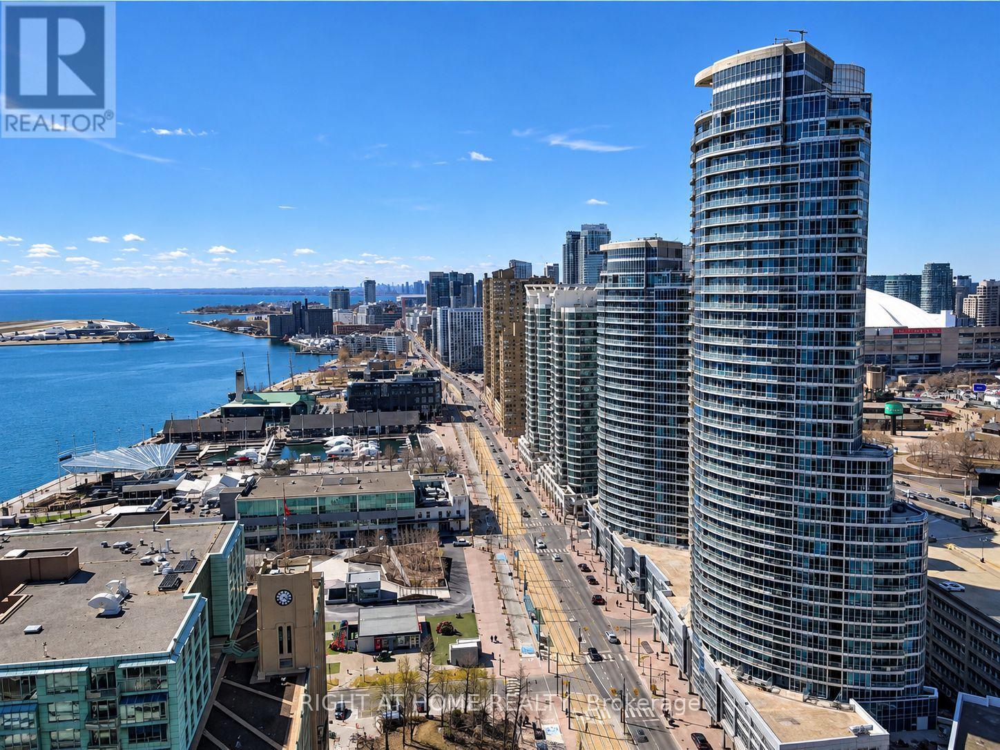 View from the 31st floor! - 3110 - 77 Harbour Square, Toronto, ON