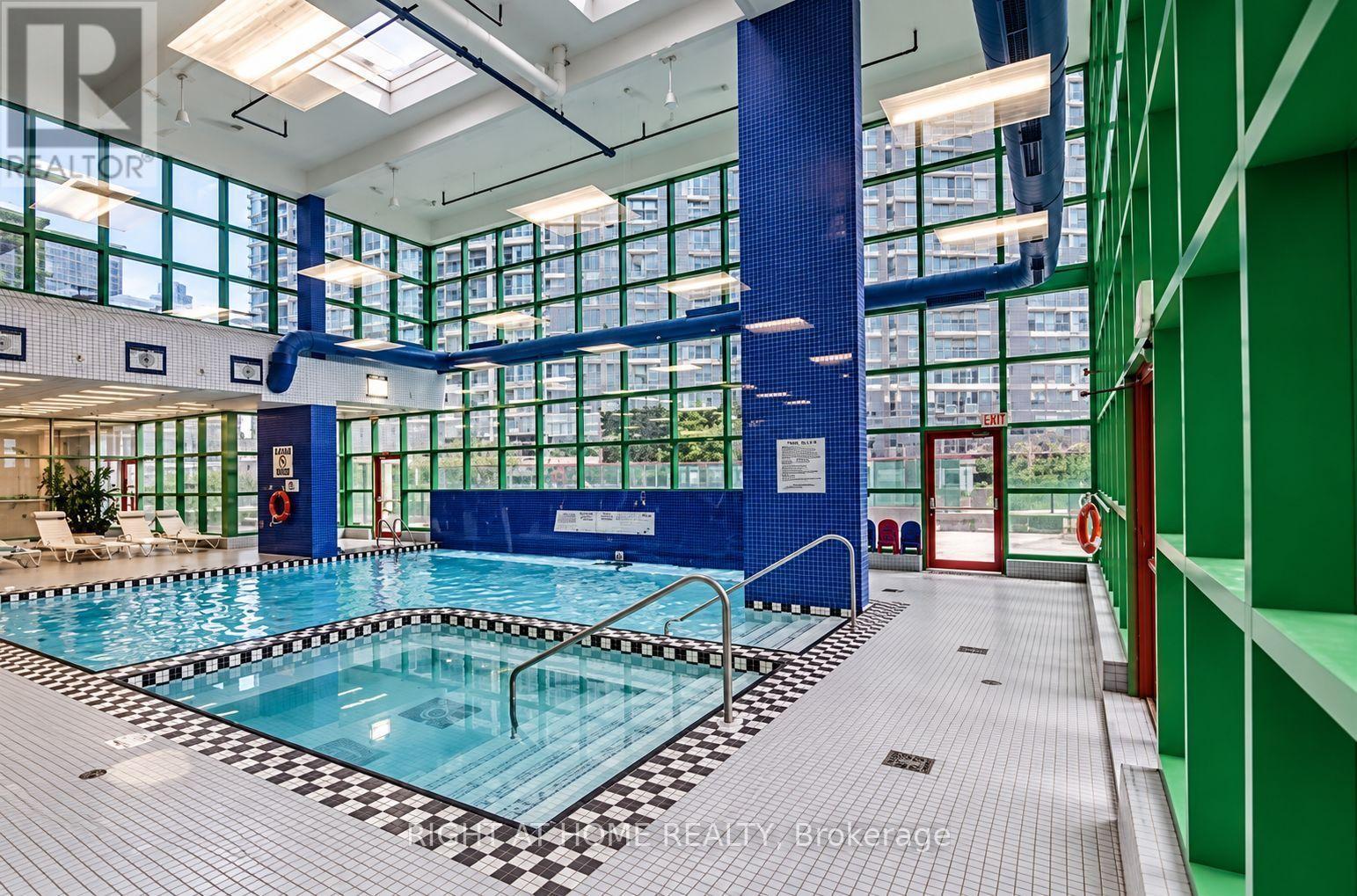 3110 - 77 Harbour Square, Toronto, ON