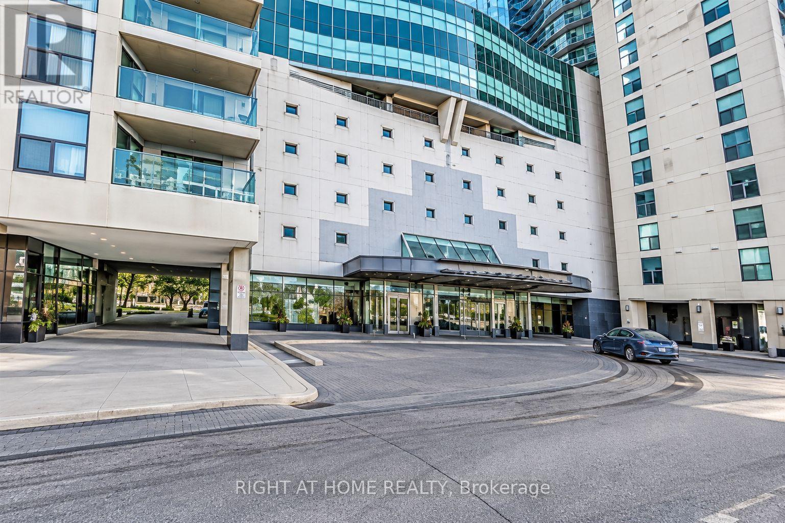 3110 - 77 Harbour Square, Toronto, ON