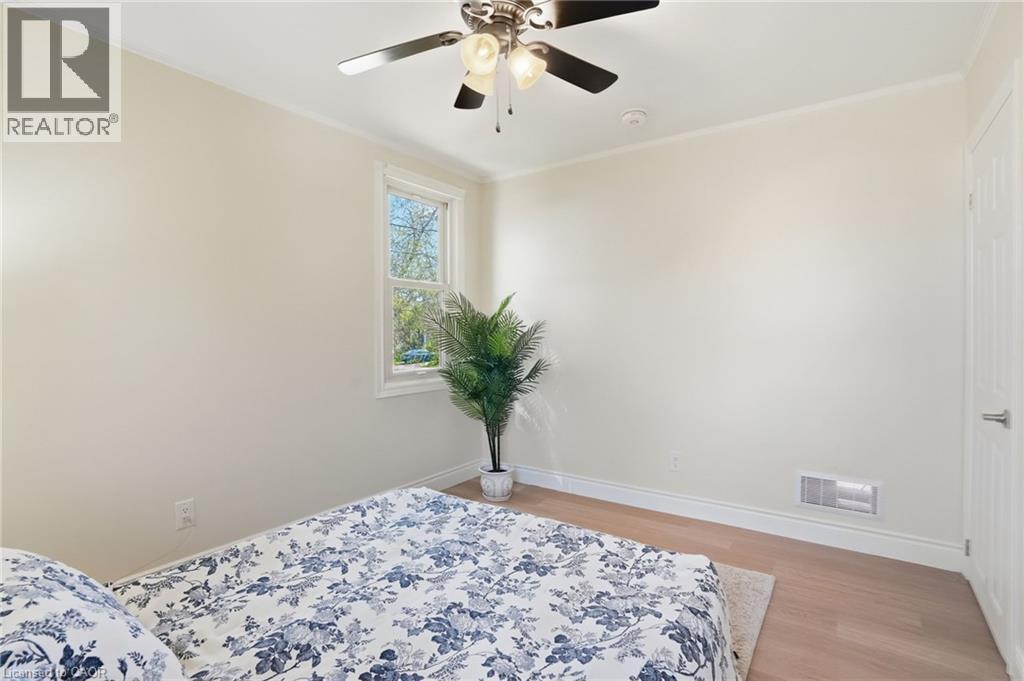 894 Garth Street, Hamilton, ON
