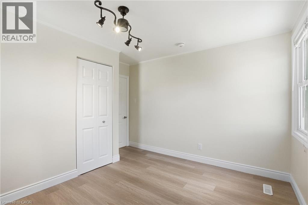 894 Garth Street, Hamilton, ON