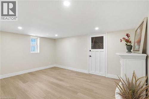 894 Garth Street, Hamilton, ON 