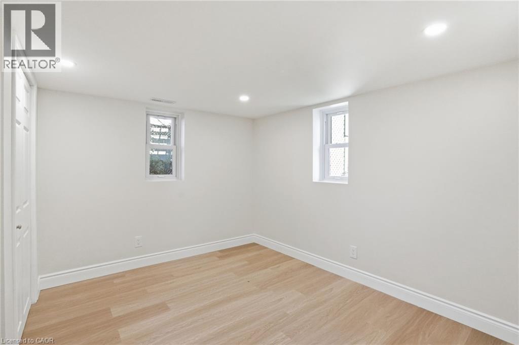 894 Garth Street, Hamilton, ON