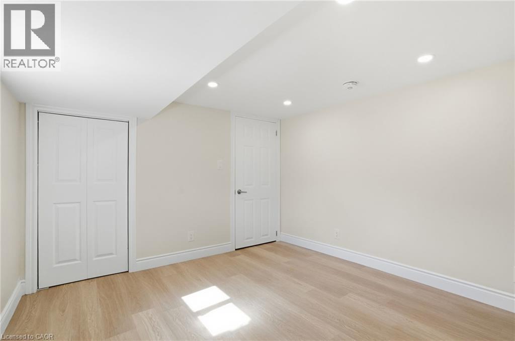 894 Garth Street, Hamilton, ON