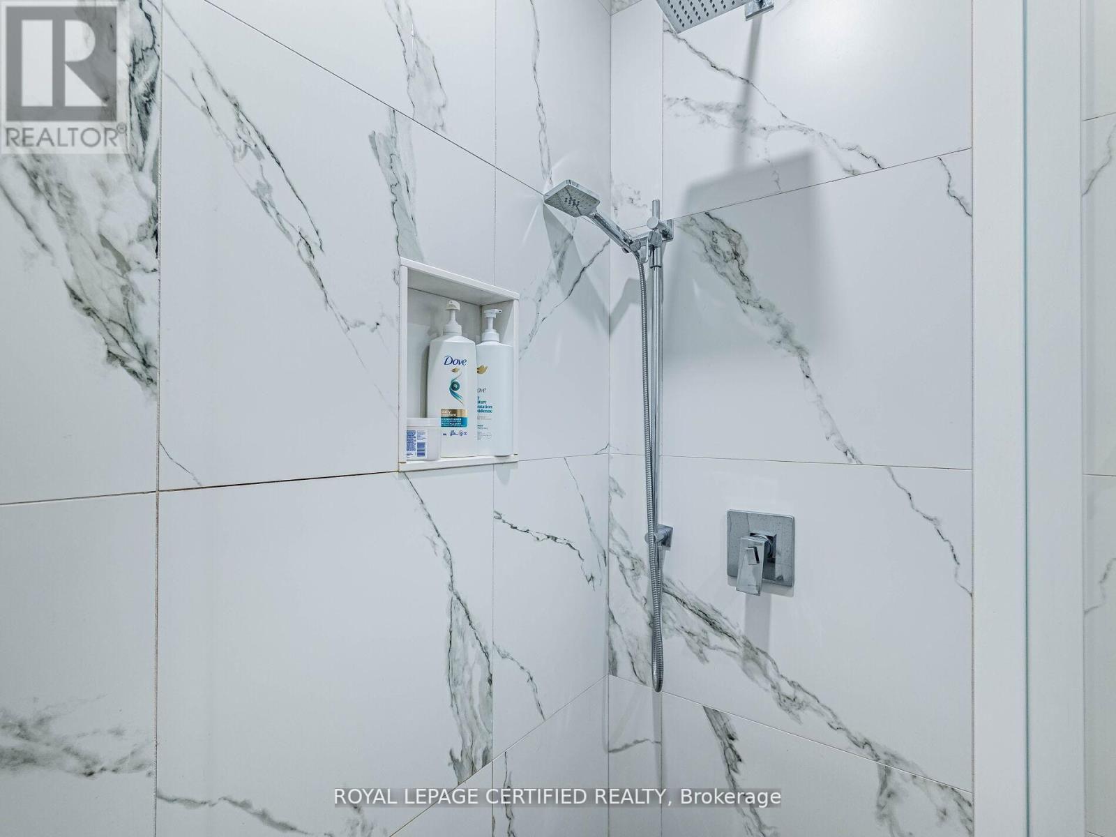 3081 Grenville Drive, Mississauga, ON