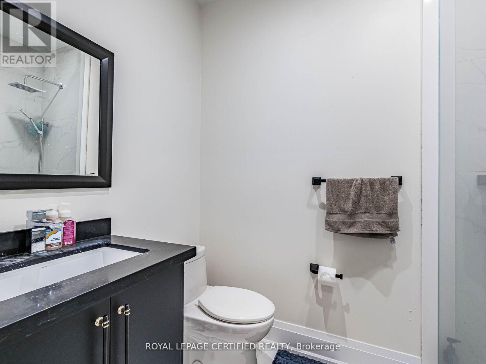 3081 Grenville Drive, Mississauga, ON