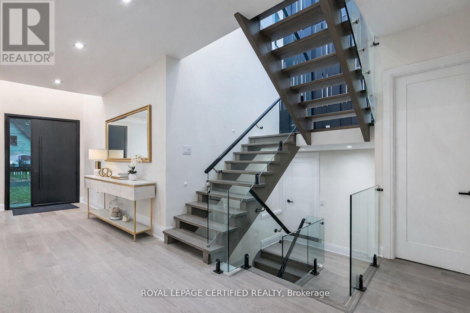 3081 Grenville Drive, Mississauga, ON