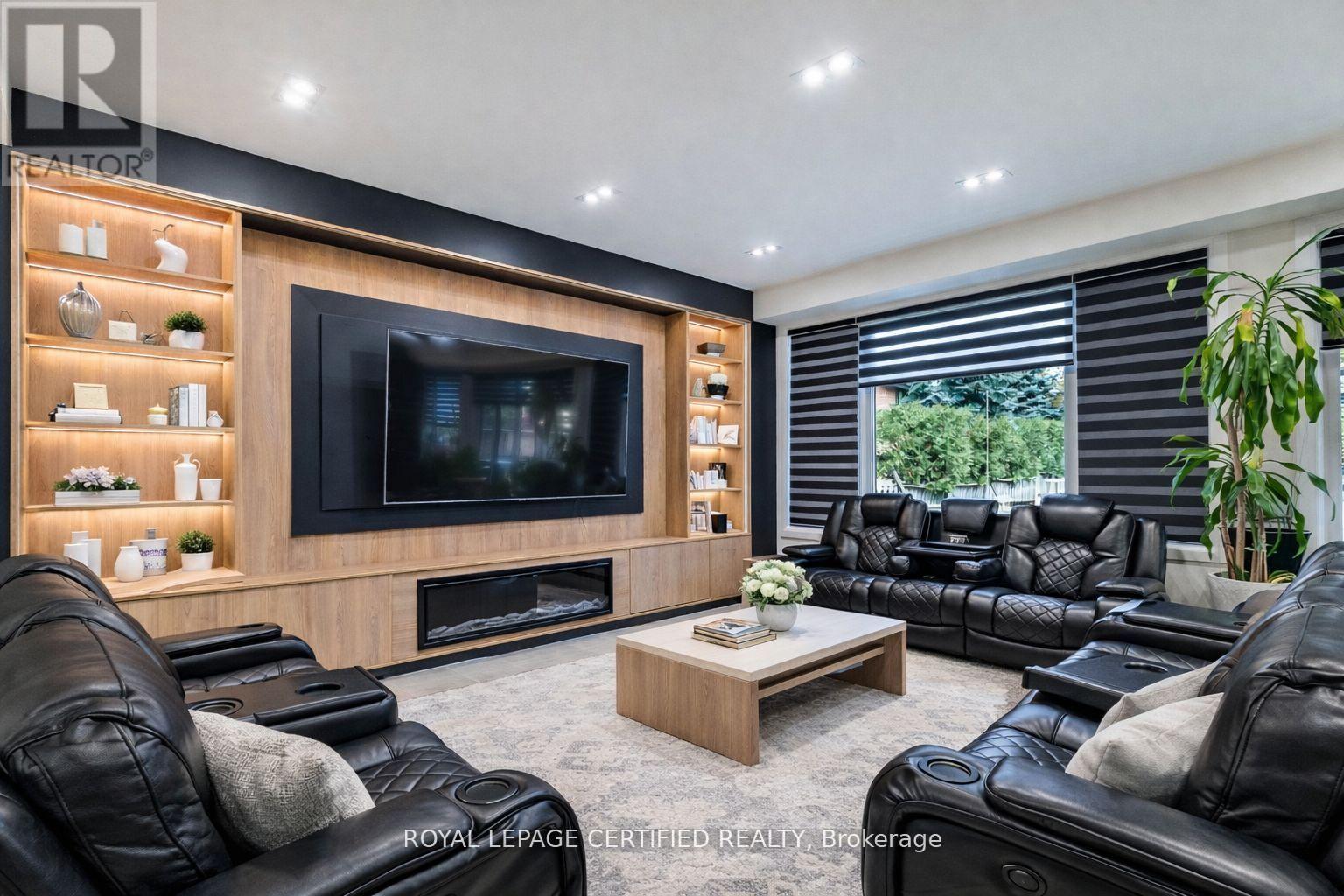 3081 Grenville Drive, Mississauga, ON
