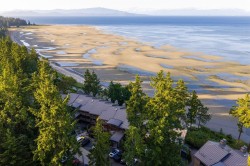 #118-1155 Resort Dr Parksville, BC V9P 2E3