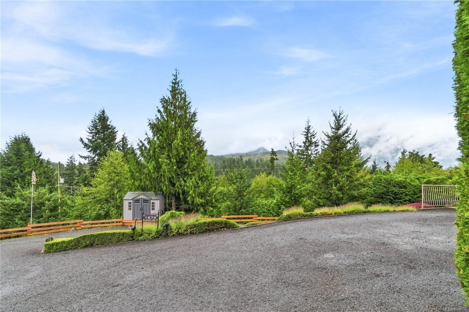 1676 Lailah'S Loop, Qualicum Beach, BC