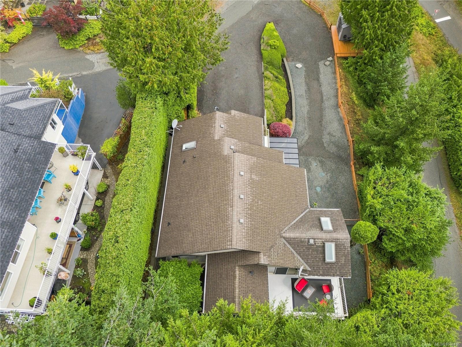 1676 Lailah'S Loop, Qualicum Beach, BC