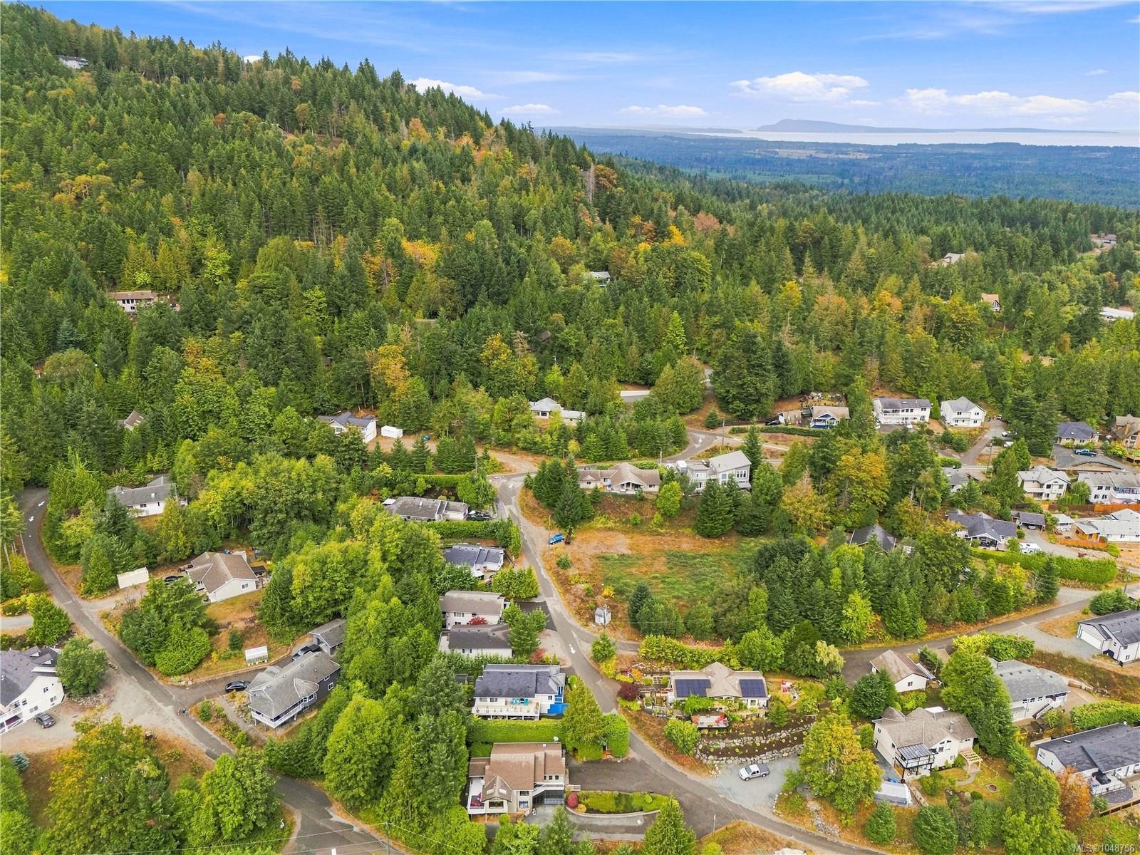 1676 Lailah'S Loop, Qualicum Beach, BC