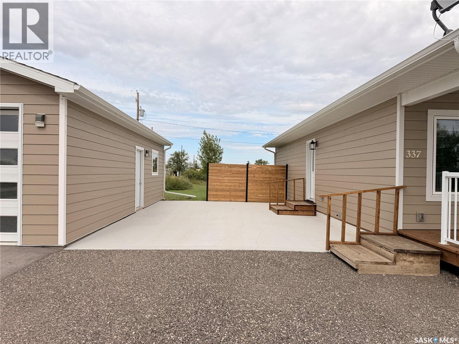 337 Railway Avenue, Broderick, SK