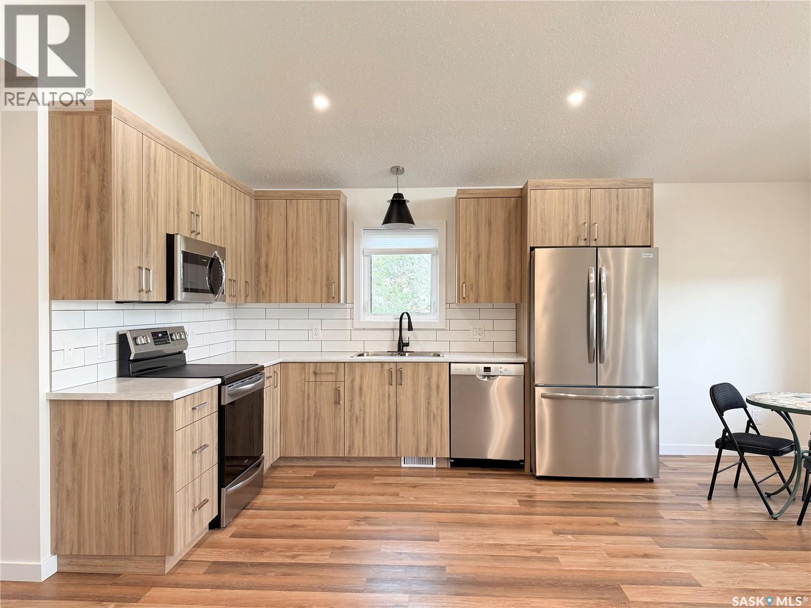 337 Railway Avenue, Broderick, SK