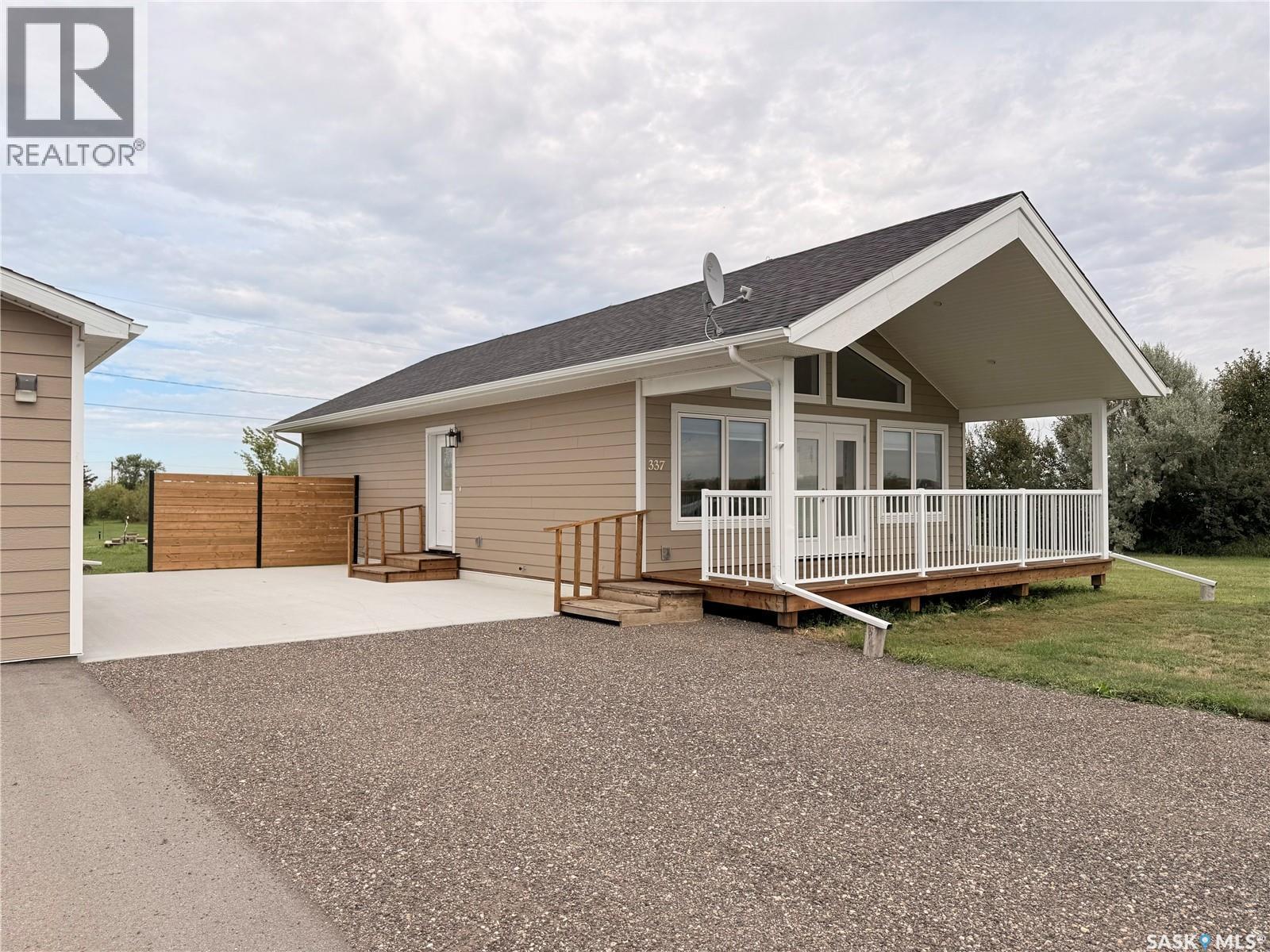 337 Railway Avenue, Broderick, SK