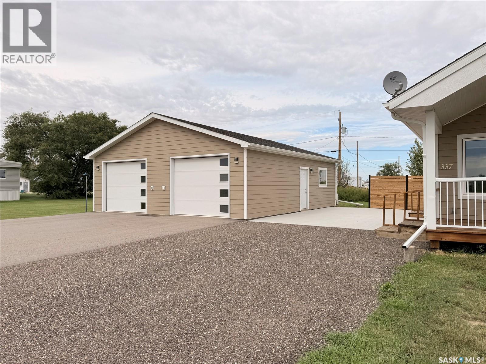 337 Railway Avenue, Broderick, SK