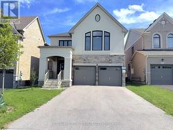 5 PEAR BLOSSOM WAY East Gwillimbury, ON L9N 0T1
