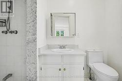 5th Bedroom Ensuite - 