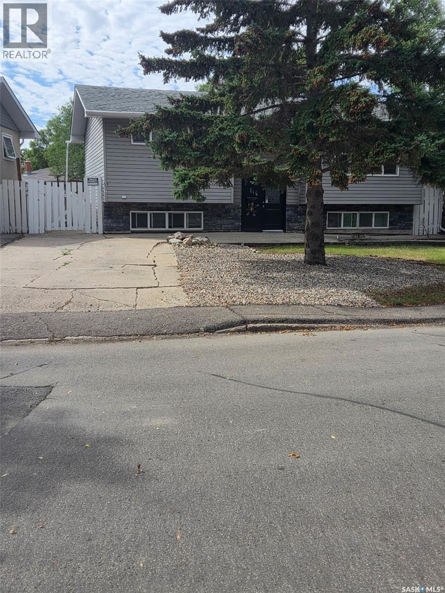 114 Rothwell Crescent, Regina, SK