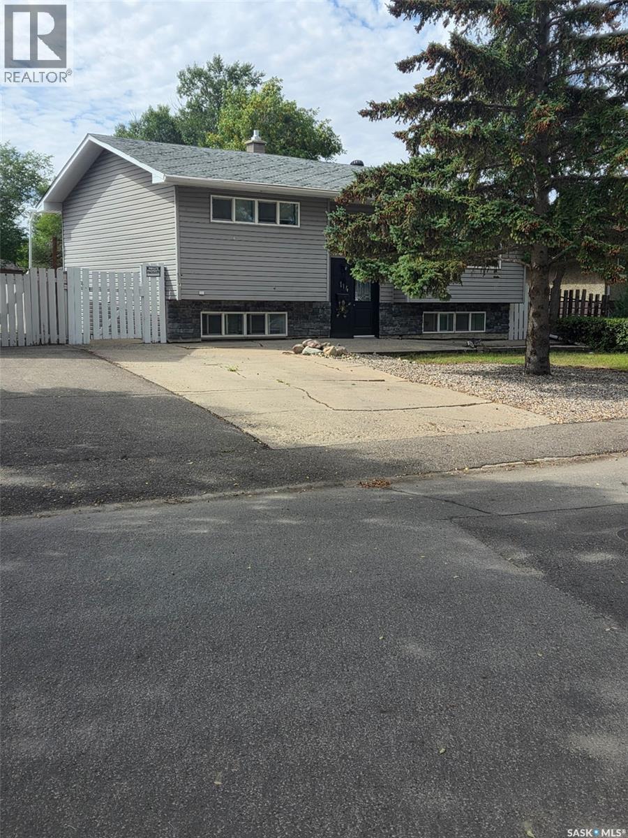 114 Rothwell Crescent, Regina, SK
