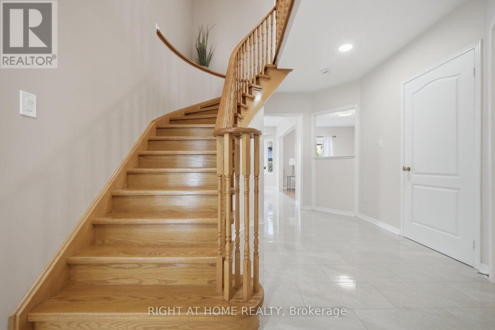 Hardwood Stairs going up second level - 975 Mantle Crescent, Mississauga, ON