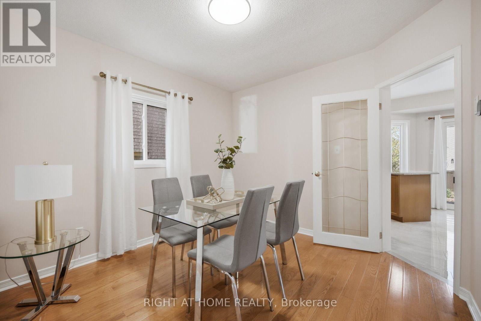 Dining Room - 975 Mantle Crescent, Mississauga, ON