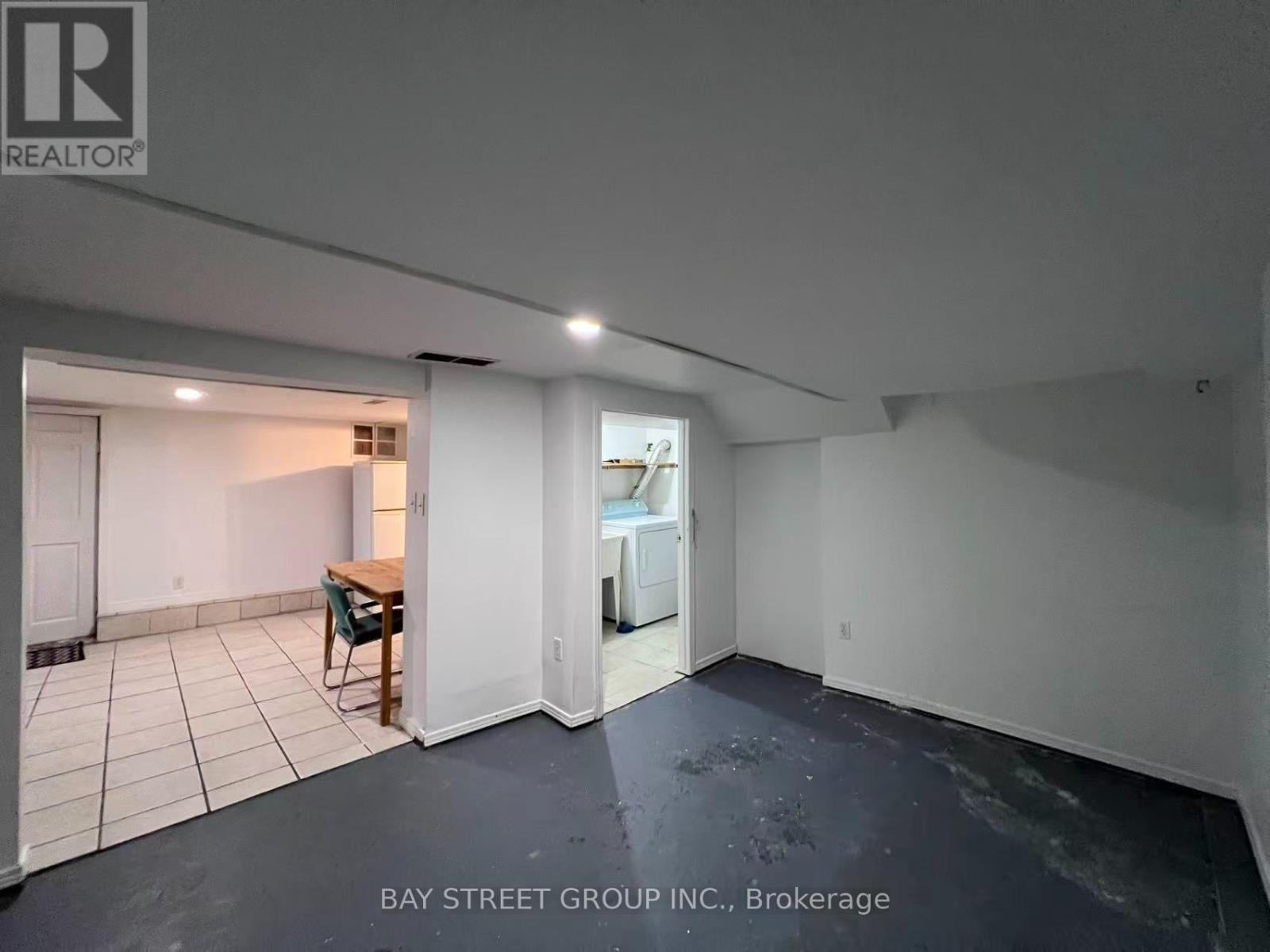 125 Broadway Avenue, Hamilton, ON