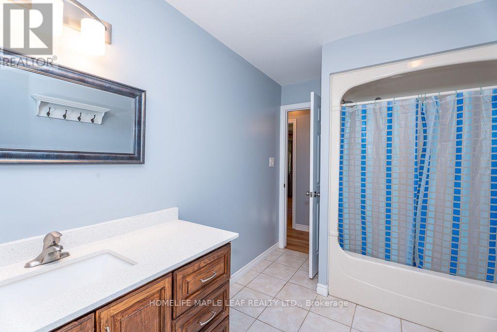 3501 Mccarthy Drive, Clearview, ON