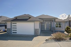 163 Golden Oaks Cres Nanaimo, BC V9T 0K8