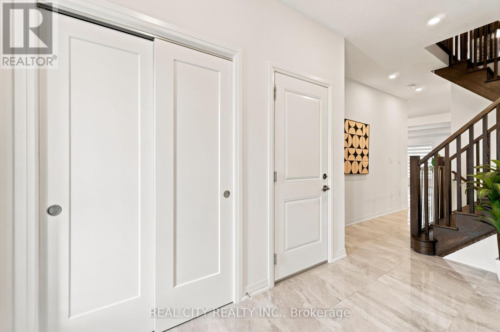 236 Rockledge Drive, Hamilton, ON