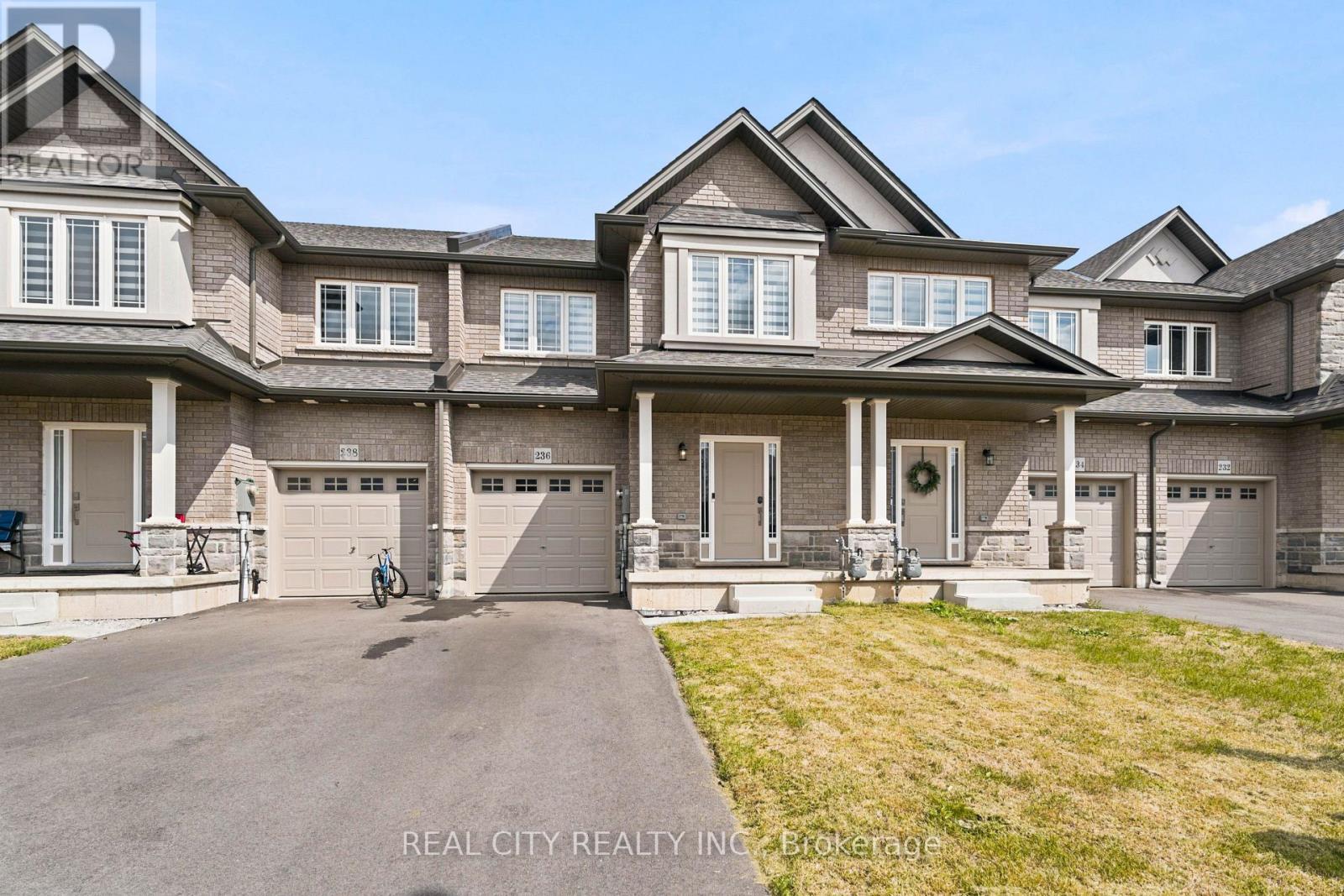 236 Rockledge Drive, Hamilton, ON