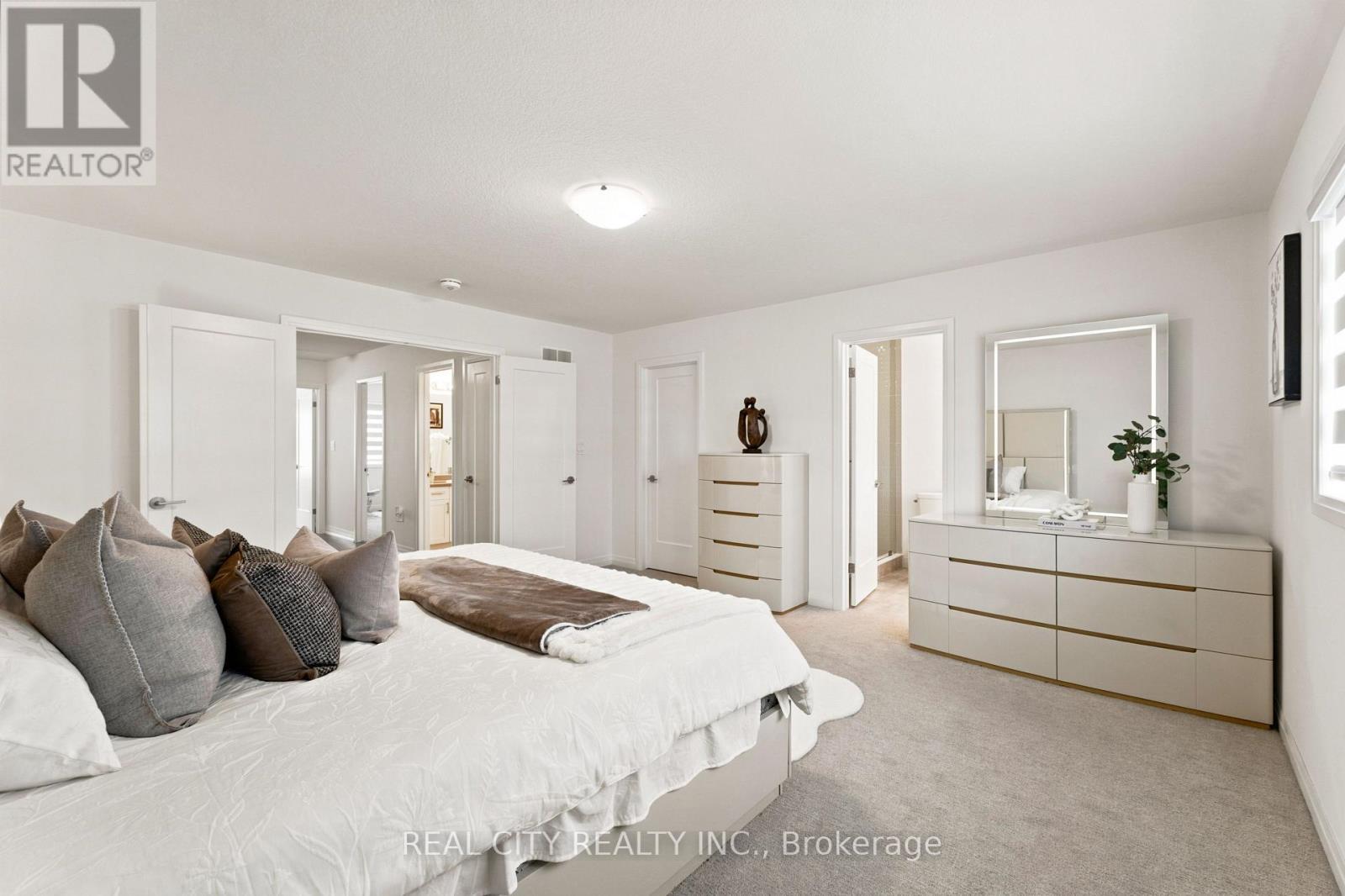 236 Rockledge Drive, Hamilton, ON
