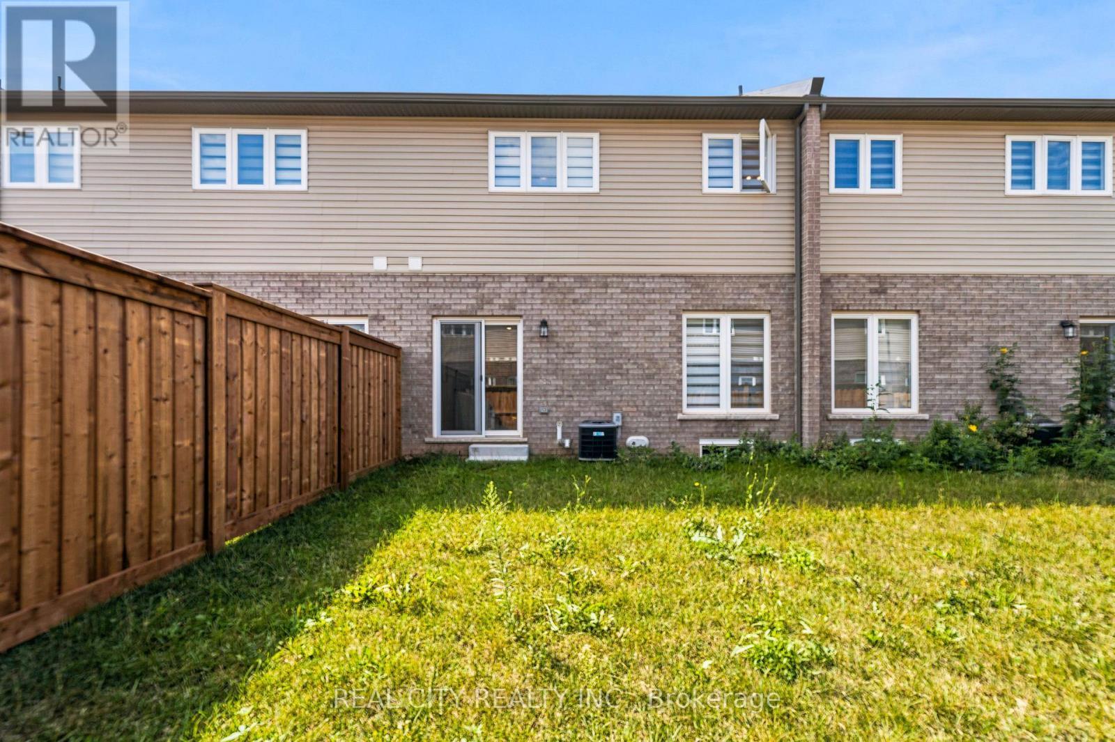 236 Rockledge Drive, Hamilton, ON