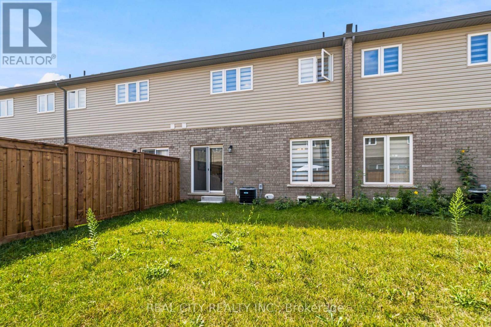 236 Rockledge Drive, Hamilton, ON