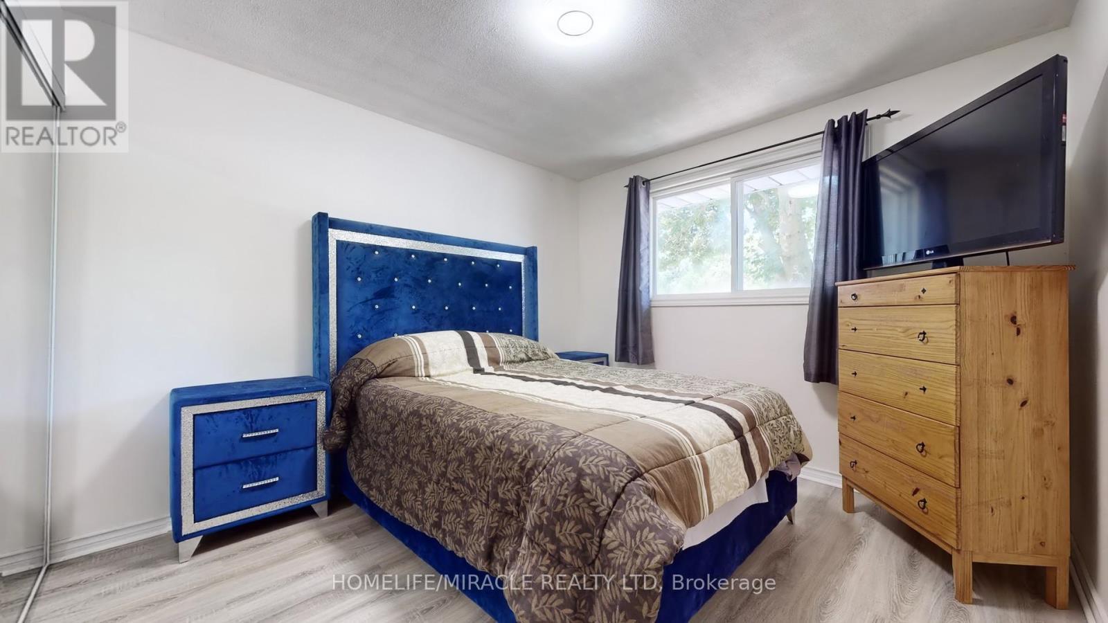 374 Book Road, Grimsby, ON