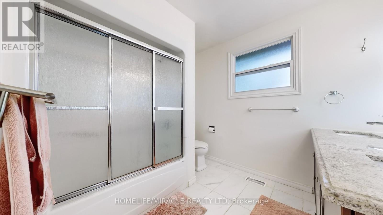 374 Book Road, Grimsby, ON