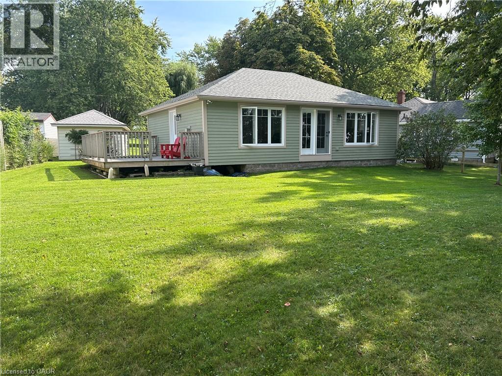 23 Upper Mohawk Point, Lowbanks, ON